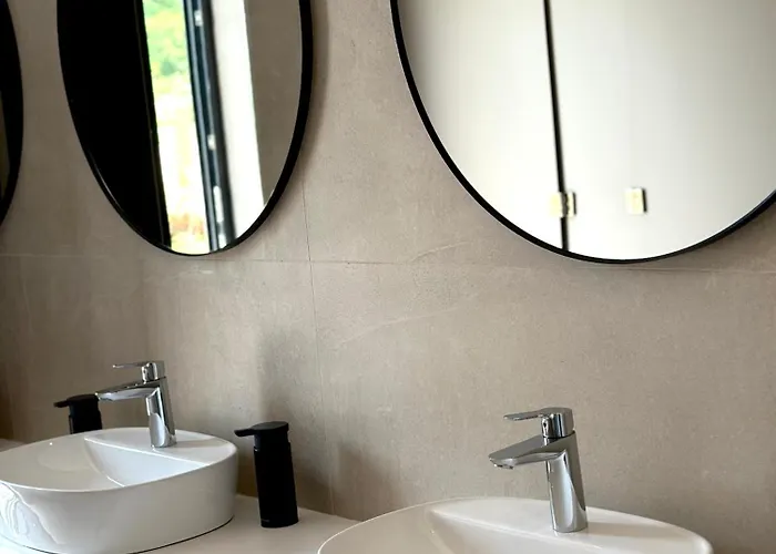 Campo de lujo Oblun Eco - New Glamping Tents Near Skadar Podgorica